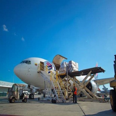 Enviar Carga por Avião